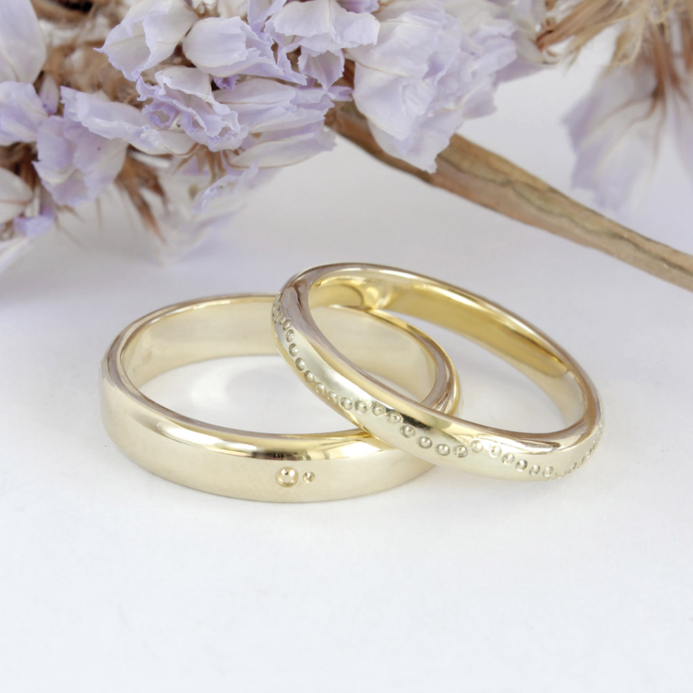 kollasest kullast 585 abielusõrmused kompassi motiiviga